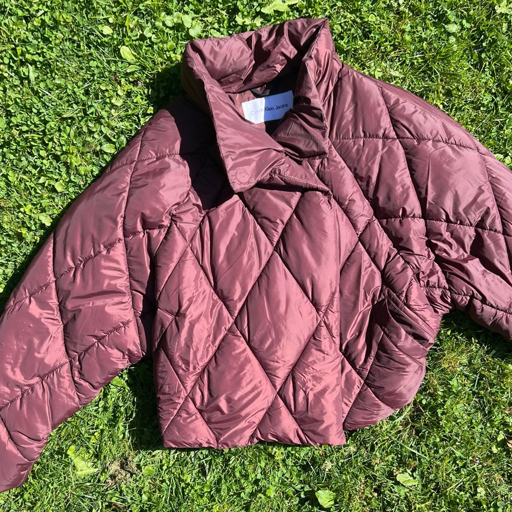 calvin klein maroon puffer jacket size xl
